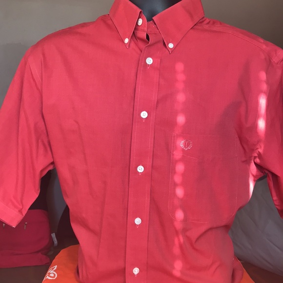 🚨B2G1 TURNBURY Redish Short Sleeved Buttoned Top - Picture 2 of 5